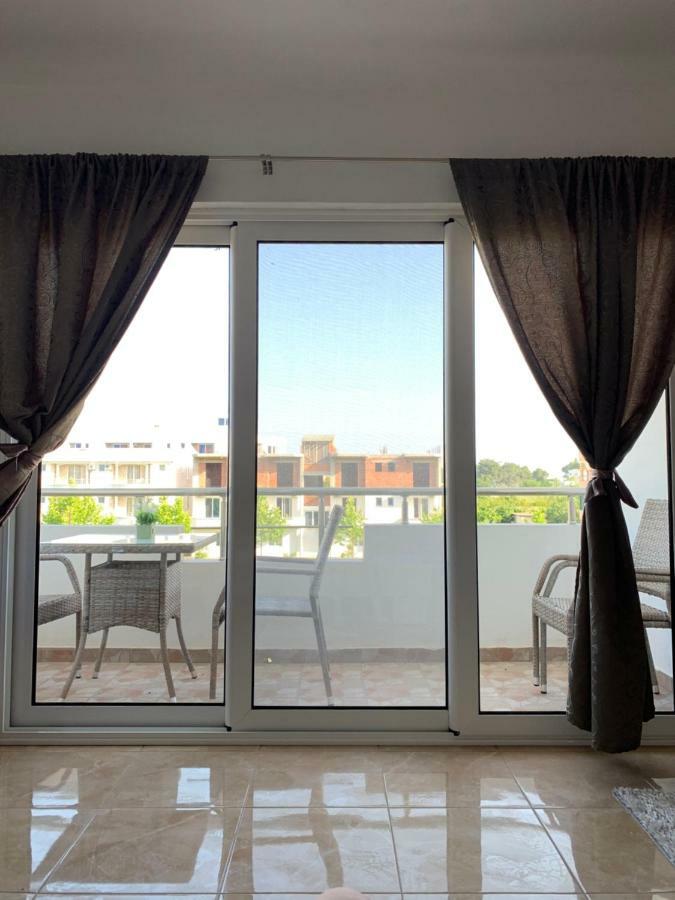 Ferienwohnung Cekaj Palace Ulcinj Exterior foto